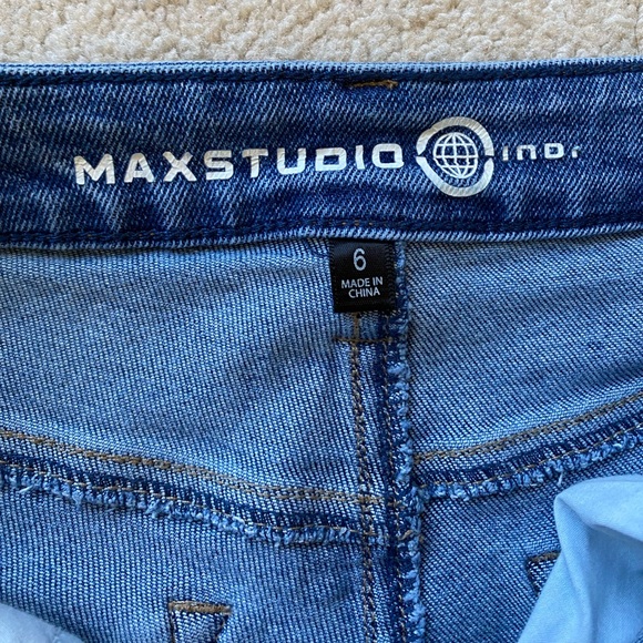 MAX STUDIO High Rise Straight Distressed Cut Off Hem Stretch Denim Jeans Size 6 - Picture 10 of 16